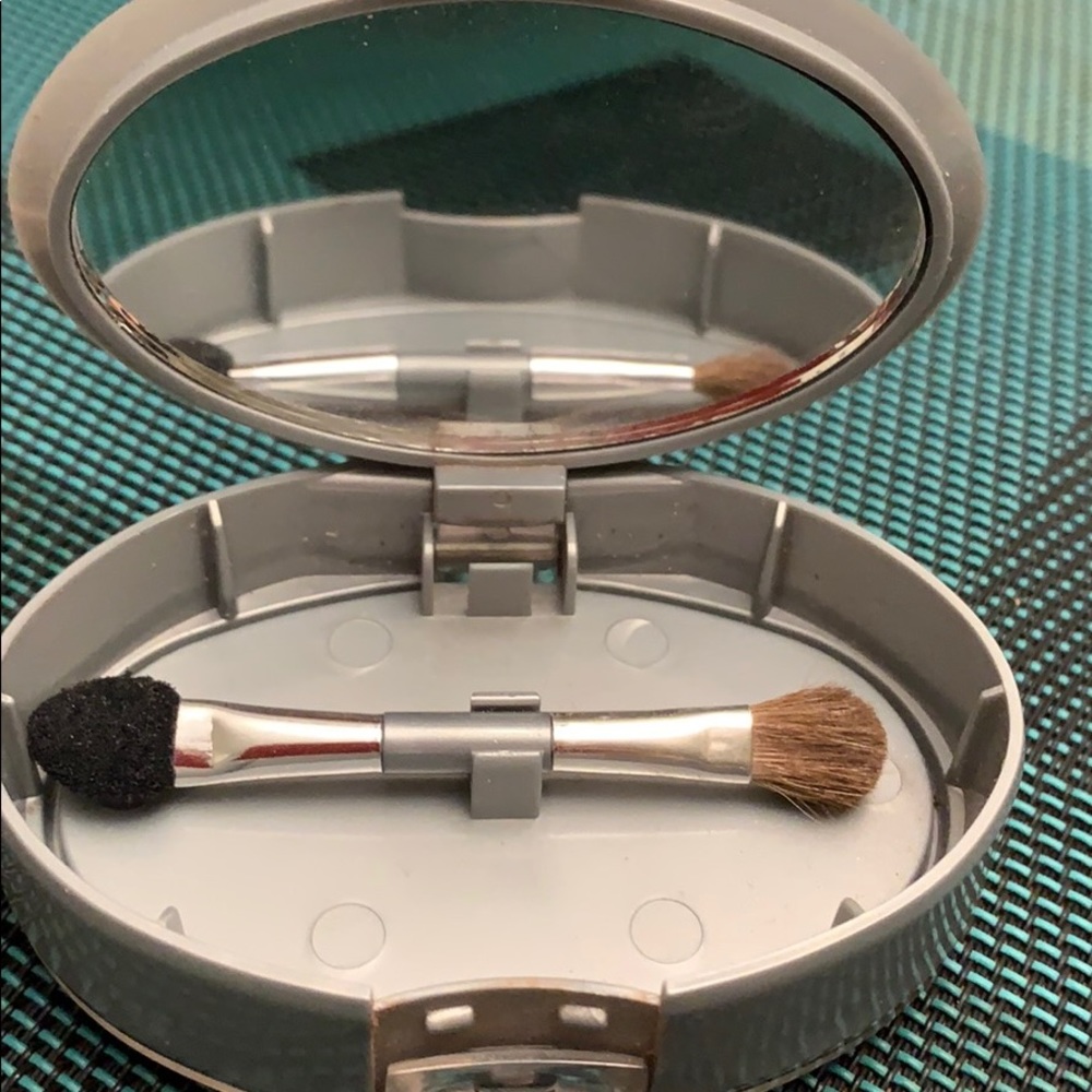 Mineral eye shadow - Picture 8 of 8